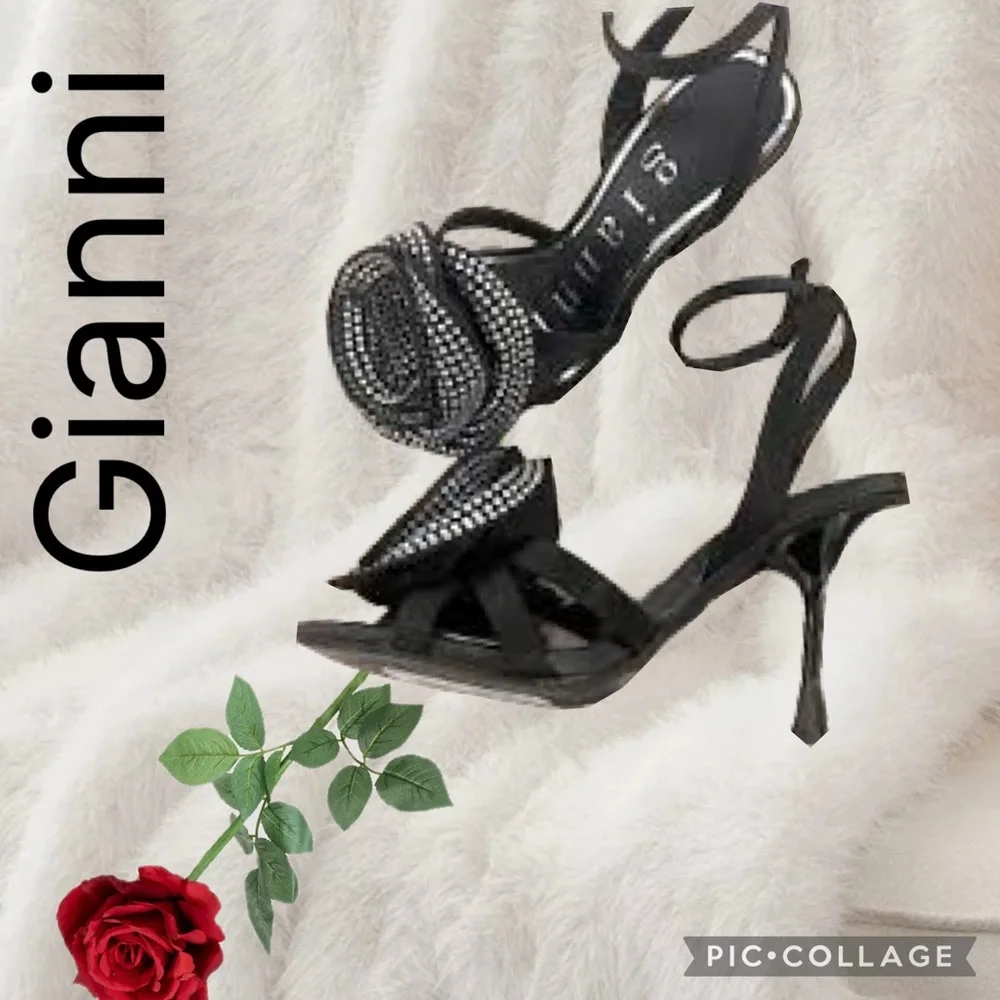 🌹 Gianni Bini Black Strappy Rose Embellished 3” Heels Square Toe Shoes Size 7.5